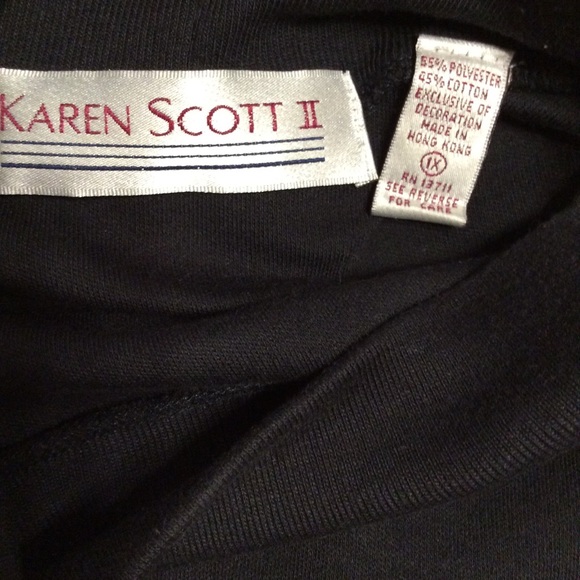 Christmas black Tee shirt w/ embellishments - Picture 2 of 8